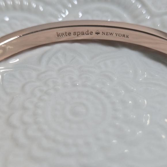 Kate Spade Ring It Up Crystal Pave Hinged Bangle Bracelet Rose Gold NWT $79 - Picture 3 of 4